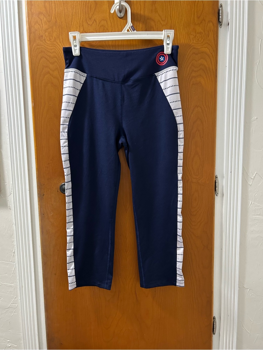 Her Universe Marvel Navy Leggings with White Striped Side Panels